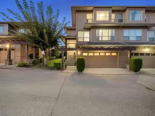 Townhouse for sale in Surrey, Cloverdale, Avenue, 263133557