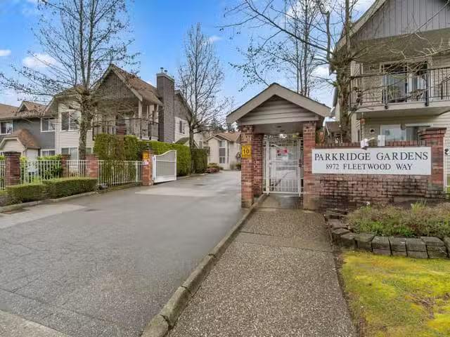 Townhouse for sale in Surrey, Surrey, 111 8972 Fleetwood Way.