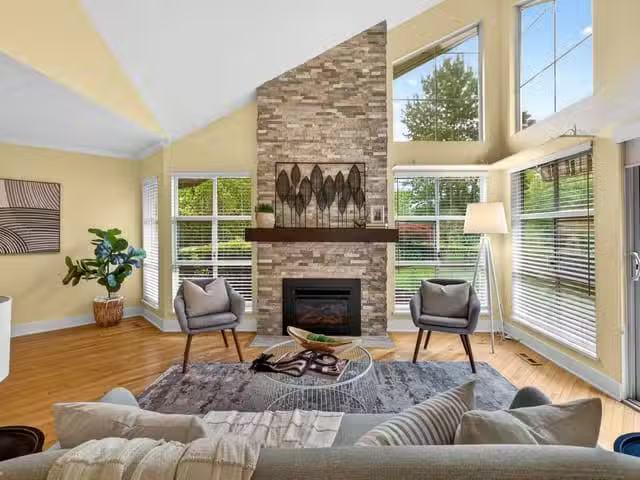 Townhouse for sale in Surrey, Surrey, 12021 S Boundary Drive.