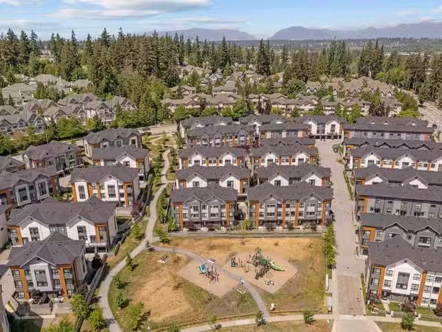 Townhouse for sale in Surrey, Surrey, 17 15151 Edmund Drive, 2.