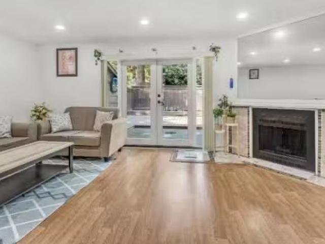 Townhouse for sale in Surrey, Surrey, 256 9452 Prince Charles.