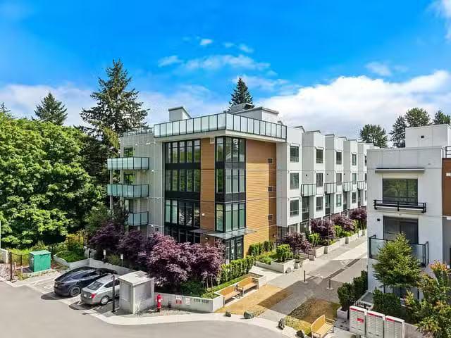 Townhouse for sale in Surrey, Surrey, 306 6338 King George Bou.