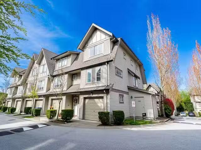 Townhouse for sale in Surrey, Surrey, a Avenue, 263136145