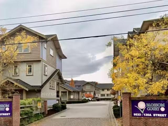 Townhouse for sale in Surrey, Surrey, a Street, 263140282