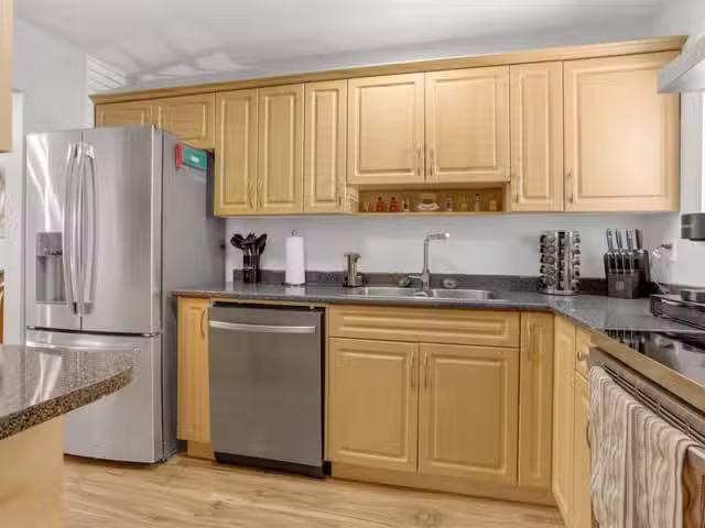 Townhouse for sale in Surrey, Surrey, Avenue, 263144911