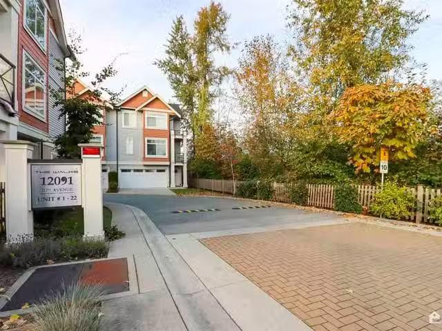 Townhouse for sale in Surrey, Surrey, Avenue, 263148203