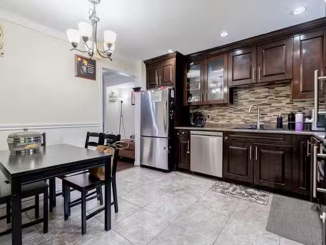 Townhouse for sale in Surrey, Surrey, Street, 263089055