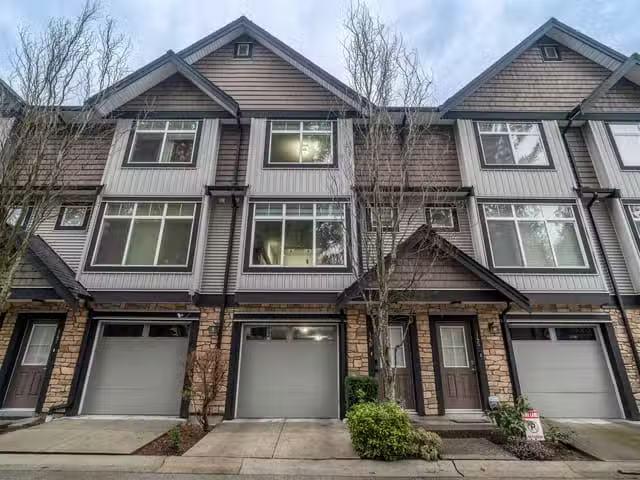 Townhouse for sale in Surrey, Surrey, Street, 263156247