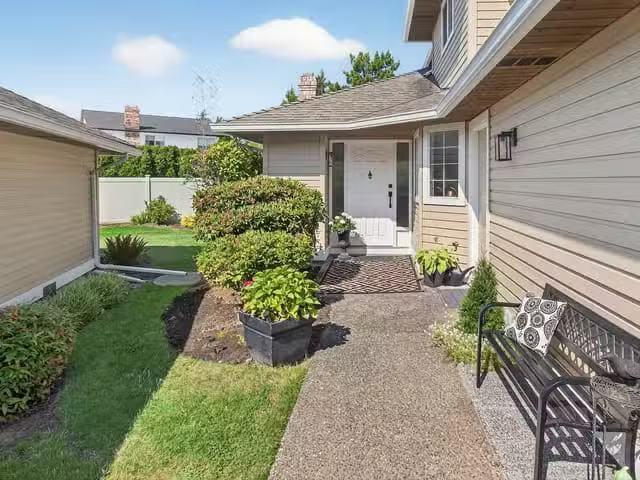 Townhouse for sale in Surrey, South Surrey White Rock, Avenue.