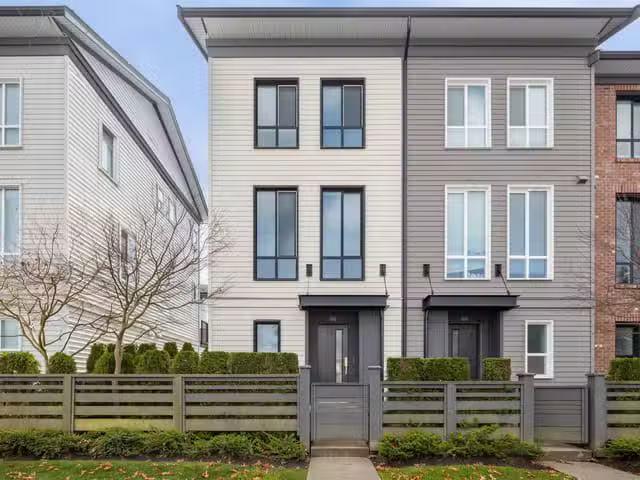 Townhouse for sale in Surrey, South Surrey White Rock, Avenue.