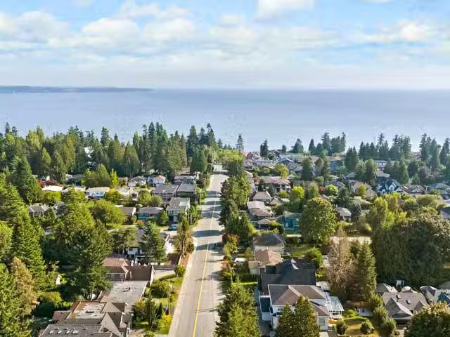 Townhouse for sale in Surrey, South Surrey White Rock, Avenue.