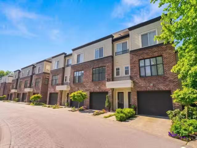 Townhouse for sale in Surrey, South Surrey White Rock, Avenue.