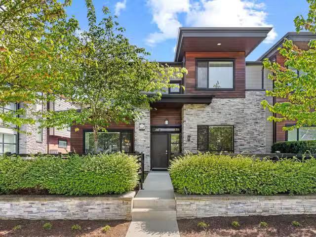 Townhouse for sale in Surrey, South Surrey White Rock, Avenue.