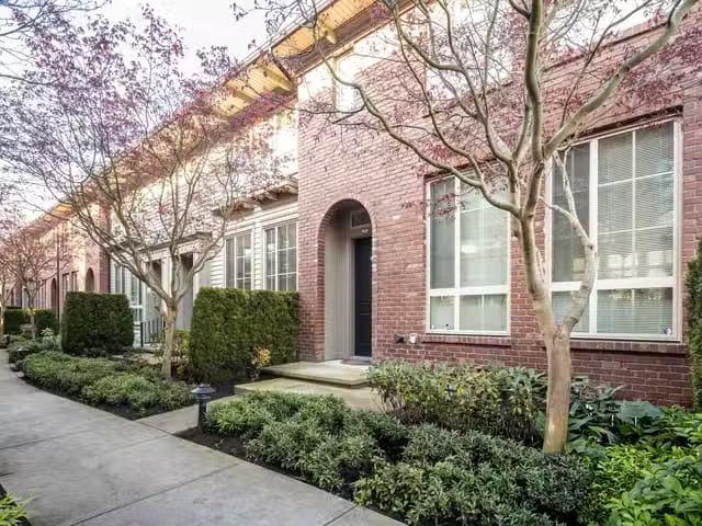 Townhouse for sale in Surrey, South Surrey White Rock, a Avenu.