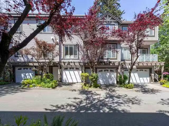 Townhouse for sale in Surrey, South Surrey White Rock, a Avenu.