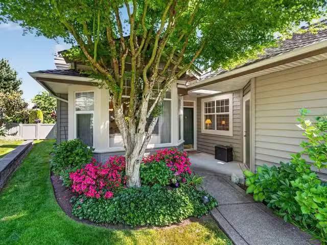 Townhouse for sale in Surrey, South Surrey White Rock, a Avenu.