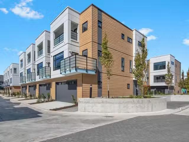 Townhouse for sale in Surrey, South Surrey White Rock, a Stree.