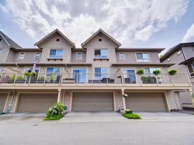 Townhouse for sale in Surrey, South Surrey White Rock, Street.