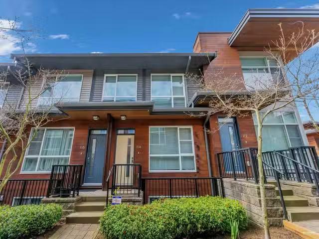 Townhouse for sale in Surrey, South Surrey White Rock, Street.