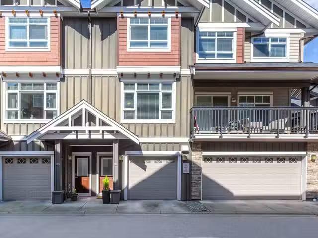 Townhouse for sale in Surrey, South Surrey White Rock, Street.