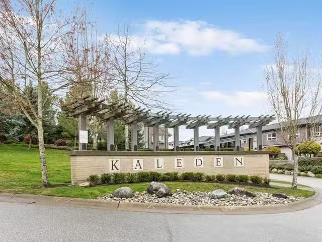 Townhouse for sale in Surrey, South Surrey White Rock, Street.