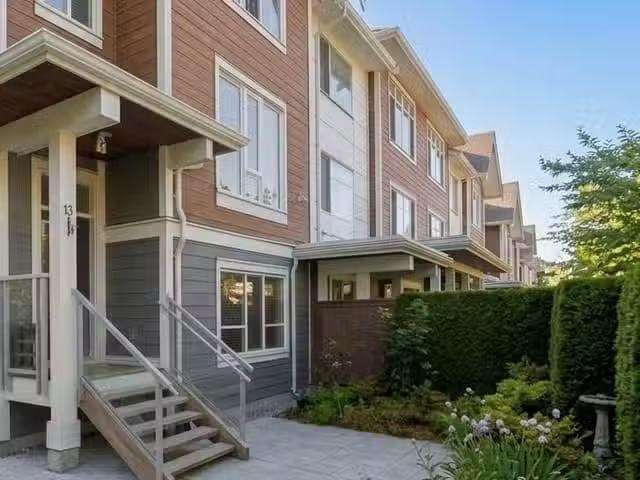 Townhouse for sale in Surrey, South Surrey White Rock, Street.