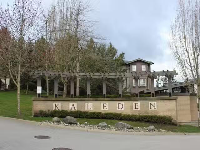 Townhouse for sale in Surrey, South Surrey White Rock, Street.