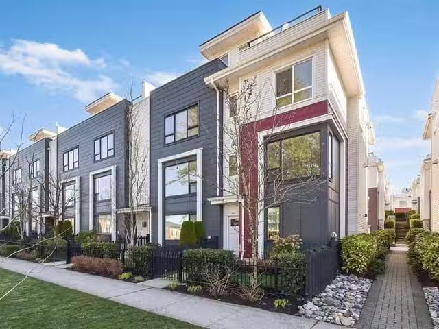 Townhouse for sale in Surrey, South Surrey White Rock, Street.