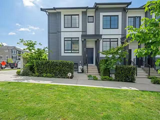 Townhouse for sale in Surrey, South Surrey White Rock, 82 2075.