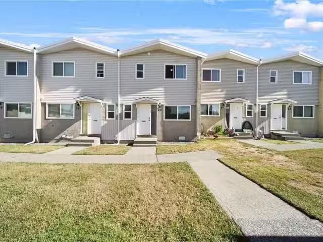 Townhouse for sale in Port Alberni, 40 4110 Kendall Ave, 1038936