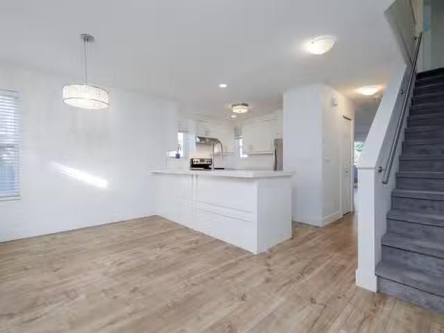 Townhouse for sale in Port Moody, Port Moody, 140 Shoreline Ci.