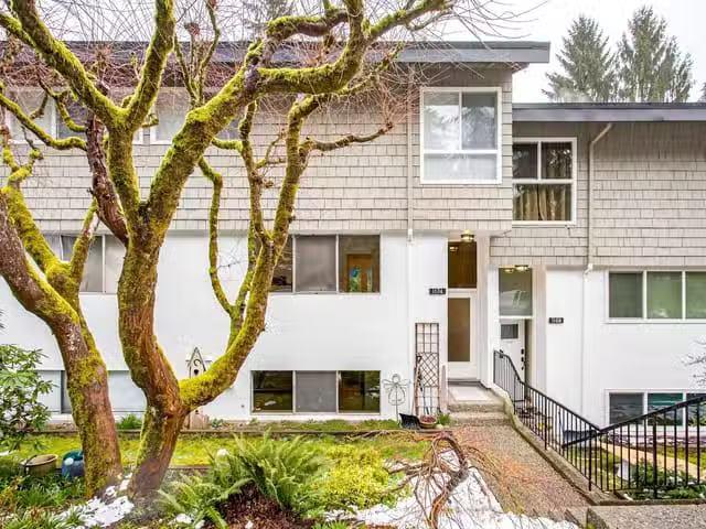 Townhouse for sale in Port Moody, Port Moody, 1174 Chateau Pla.
