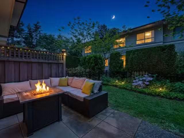 Townhouse for sale in Port Moody, Port Moody, 13 301 Klahanie.