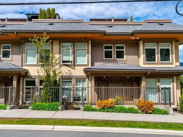 Townhouse for sale in Port Moody, Port Moody, 2316 St Andrews.
