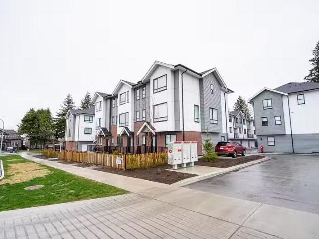 Townhouse for sale in Panorama Ridge, Surrey, Surrey, Avenue.