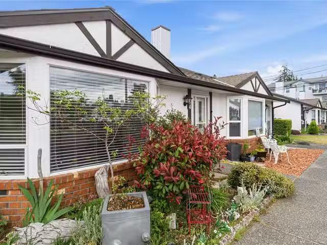 Townhouse for sale in Parksville, 54 120 Finholm N St, 1037072