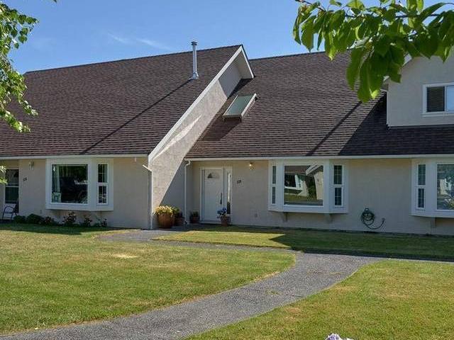 Townhouse for sale in Parksville Parksville 111 635 Blenkin Ave 910453