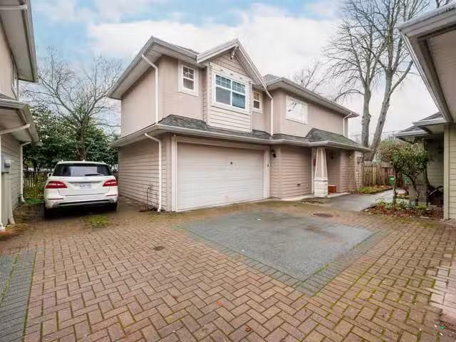 Townhouse for sale in Richmond, Richmond, 3 7831 Bennett Road.