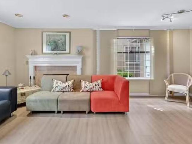 Townhouse for sale in Richmond, Richmond, 3 8280 Bennett Road.