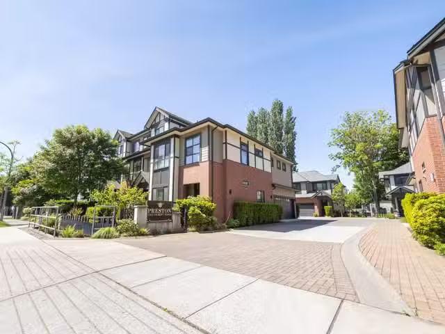 Townhouse for sale in Richmond, Richmond, 12 10611 Gilbert Roa.
