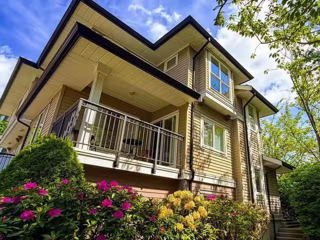 Townhouse for sale in Richmond, Richmond, 1 8433 Bennett Road.