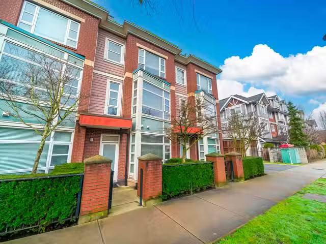 Townhouse for sale in Richmond, Richmond, 2 6611 Eckersley Roa.