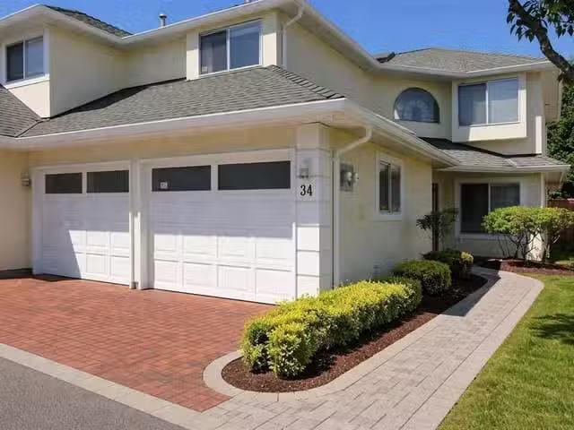 Townhouse for sale in Richmond, Richmond, 34 8051 Ash Street.
