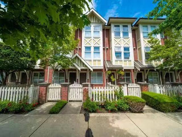 Townhouse for sale in Richmond, Richmond, 7 9333 Ferndale Road.