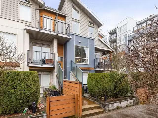 Townhouse for sale in Richmond, Richmond, 50 10133 River Drive.
