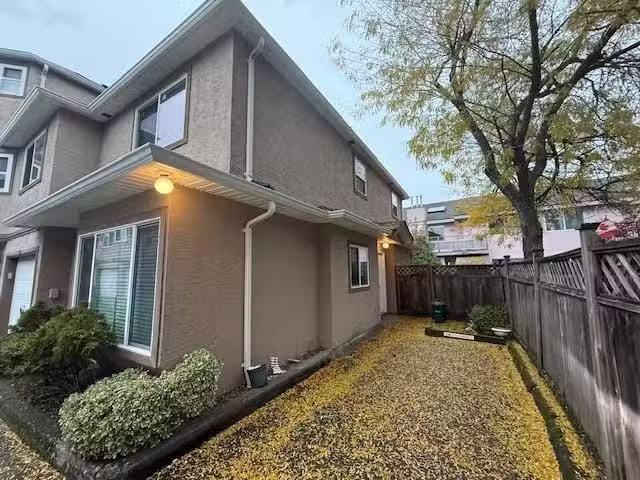 Townhouse for sale in Richmond, Richmond, 5 7171 Blundell Road.