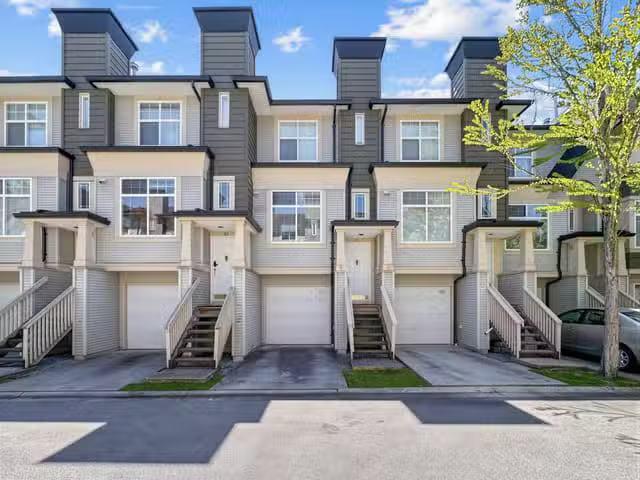 Townhouse for sale in Richmond, Richmond, 61 3711 Robson Court.