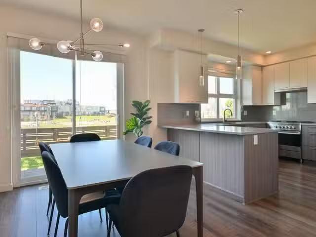 Townhouse for sale in Richmond, Richmond, 84 10311 River Drive.
