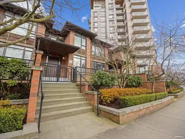 Townhouse for sale in Richmond, Richmond, TH11 8333 Anderson R.