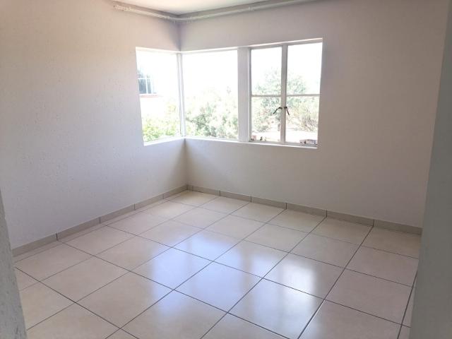Townhouse For Sale in Ridgeway, Johannesburg
